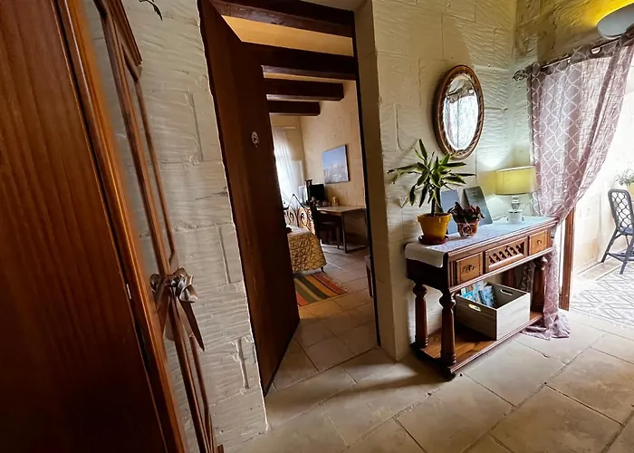 فندق مبيت وإفطار Encanto Vegetarian Xagħra